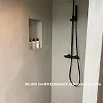 Long Beach Rooms